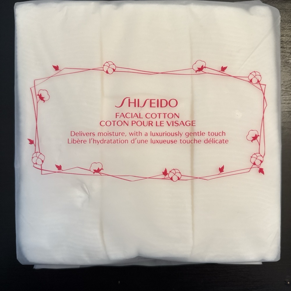 Shiseido Luxurious White Facial Cotton
